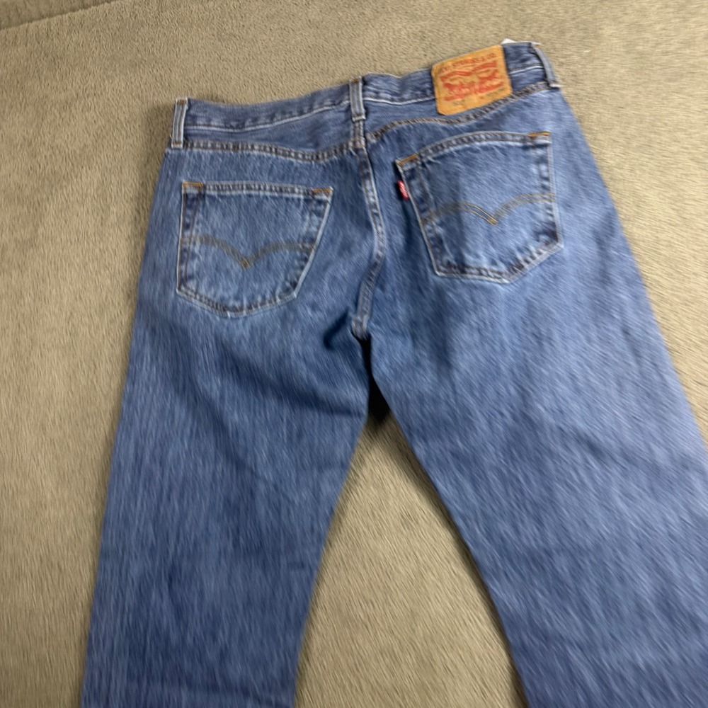 Levis 501 Original Fit Mens Medium Wash Blue Straight Leg Jeans W32 L30